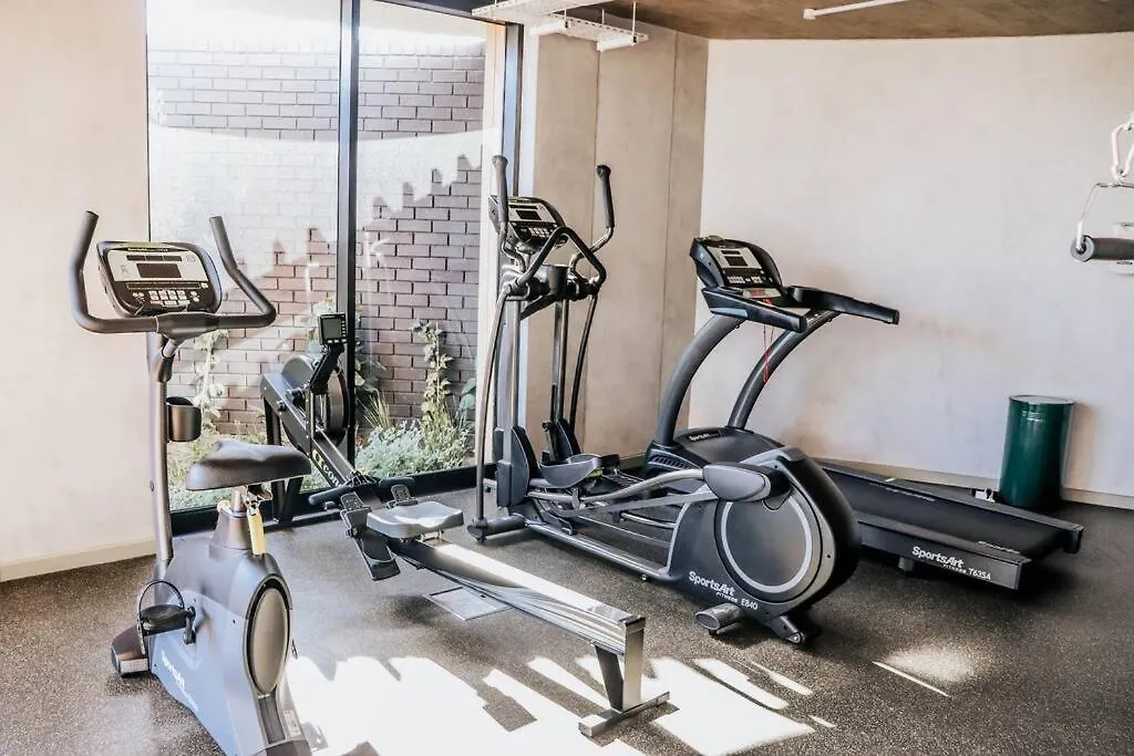 Wex831 - Studio On 8Th Floor With Pool, Parking & Gym Cape Town 0*,