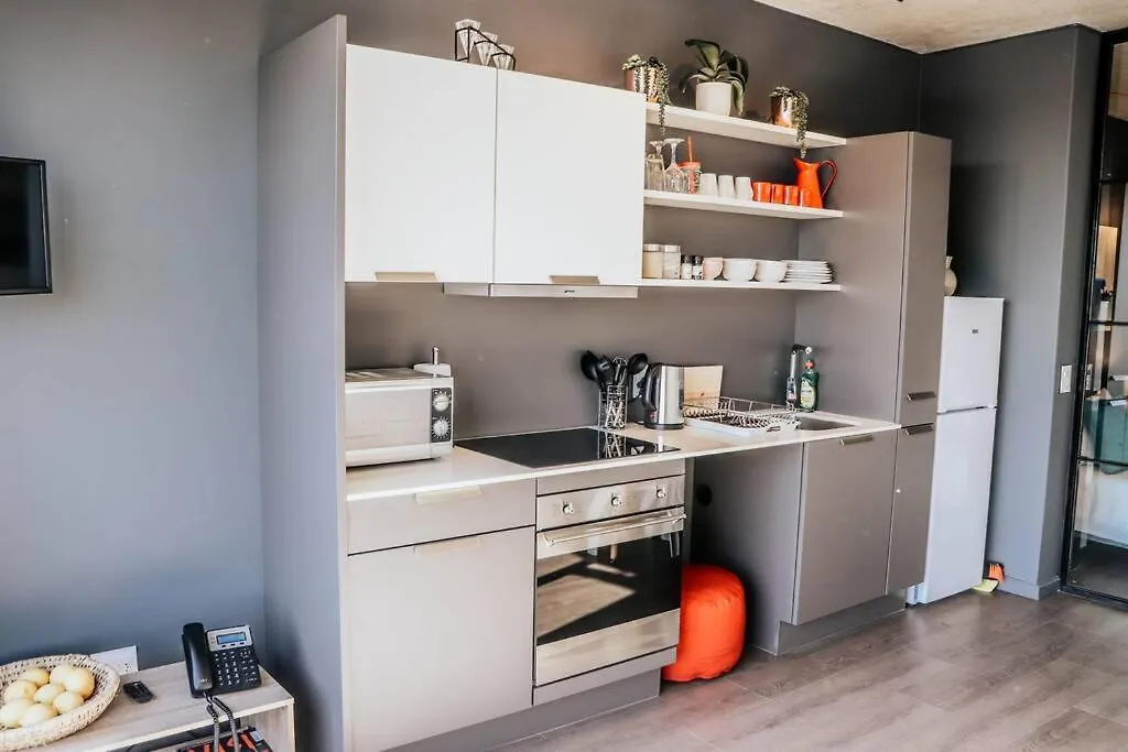 Wex831 - Studio On 8Th Floor With Pool, Parking & Gym Cape Town 0*,  South Africa